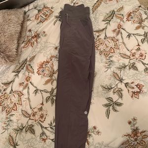 Lululemon dance studio jogger